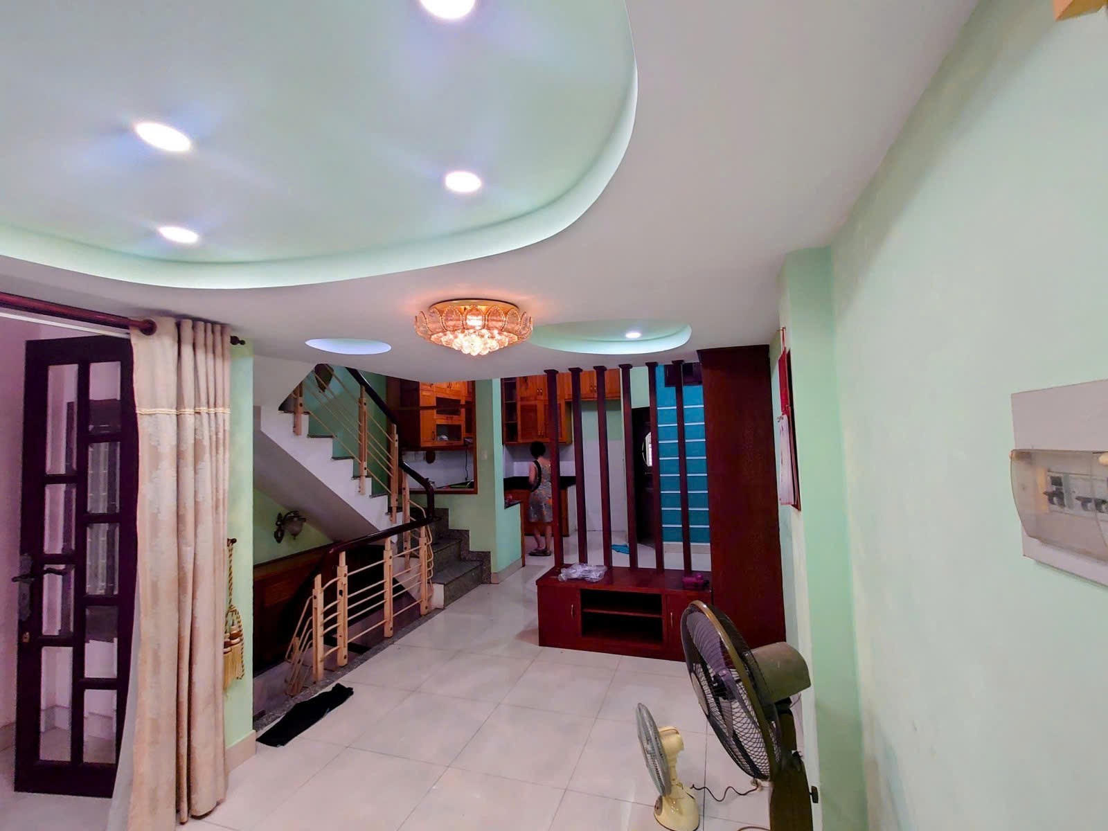 GIẢM SỐC 4 TỶ - MẶT TIỀN HOA LAN PHÚ NHUẬN - 6PN - 1 HẦM - KINH DOANH VIP 5