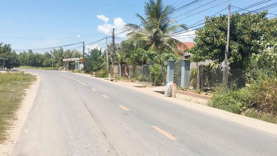 Bán đất mặt tiền Tỉnh Lộ 8 - Diên Lâm gần trường Tiểu học 4