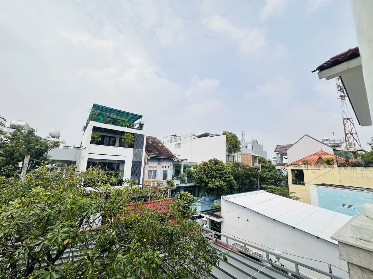 SIÊU BIỆT THỰ LUXURY LÊ QUANG ĐỊNH – 268M² (9×30) – ĐỖ 3 Ô TÔ – CHÍNH CHỦ XÂY ĐẲNG CẤP 12