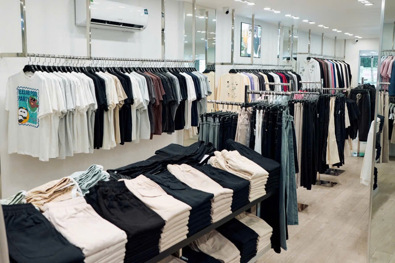 Tôi bán nhà mặt phố Kim Giang sầm uất gần KĐT Linh Đàm 70m2 chỉ 13.x tỷ. LH 0989626116