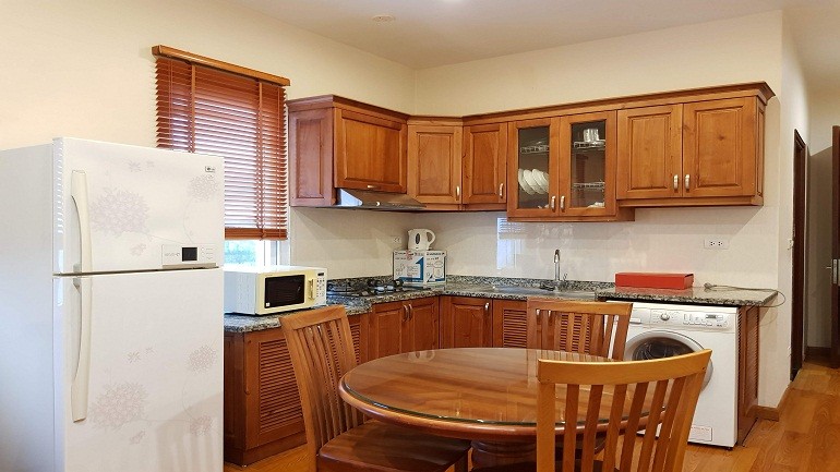 Cho thuê căn hộ dịch vụ tại Yên Hoa, Tây Hồ, 55m2, 1PN, ban công view hồ, đầy đủ nội thất 9