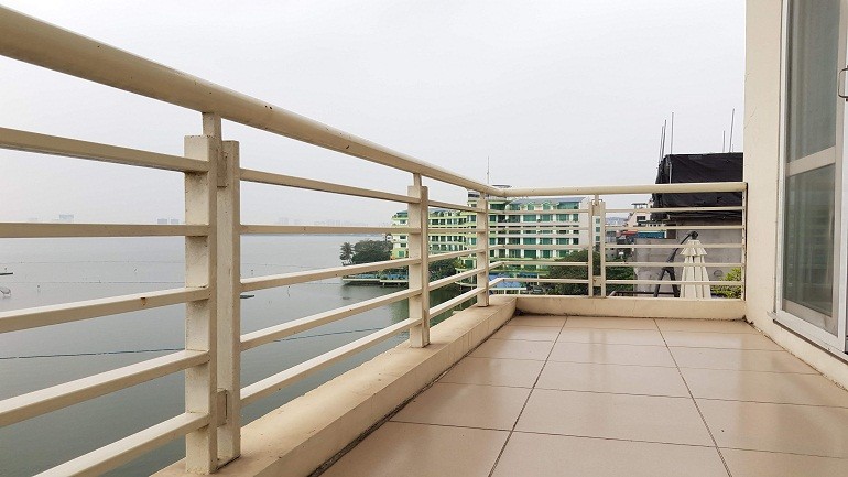 Cho thuê căn hộ dịch vụ tại Yên Hoa, Tây Hồ, 55m2, 1PN, ban công view hồ, đầy đủ nội thất 5
