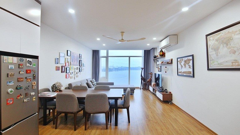 Cho thuê căn hộ dịch vụ tại Yên Phụ, Tây Hồ, 100m2, 2PN, ban công, view hồ, đầy đủ nội thất