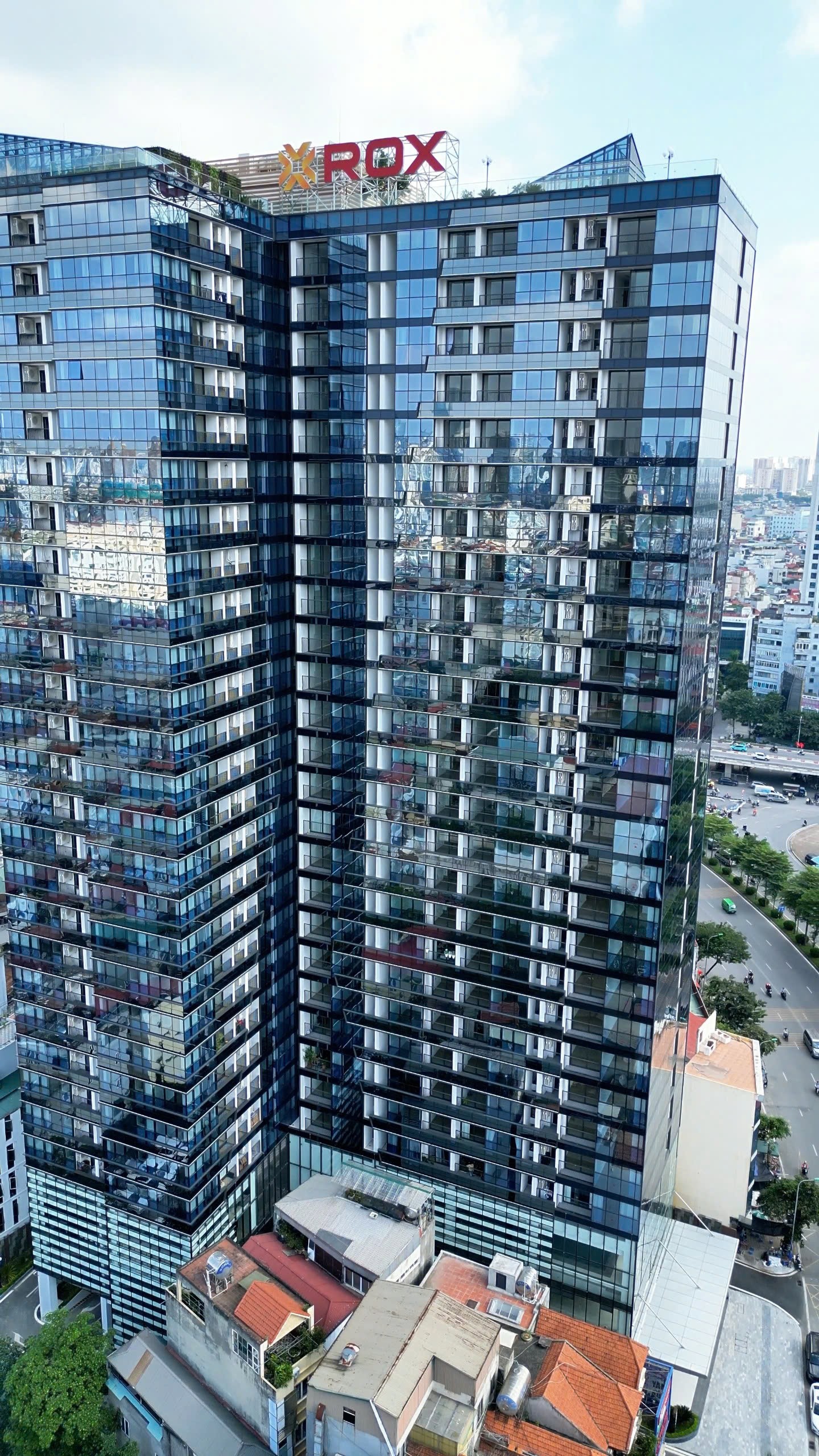 Bán sàn thương mại, văn phòng dự án The Ninety Complex 90 đường Láng kinh doanh tốt 3