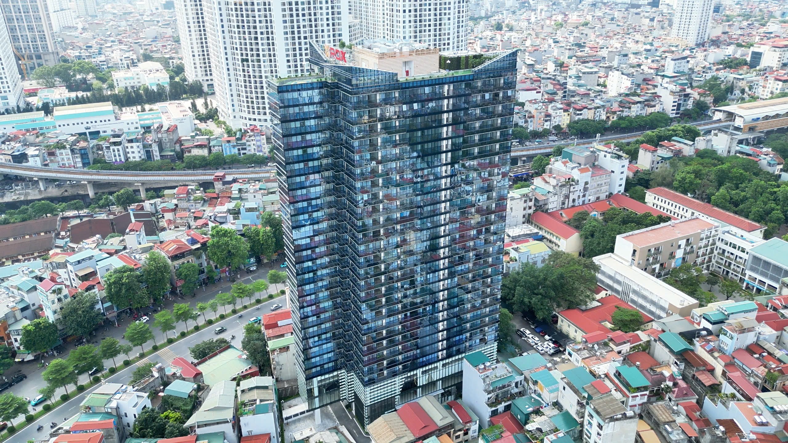 Bán sàn thương mại, văn phòng dự án The Ninety Complex 90 đường Láng kinh doanh tốt 8