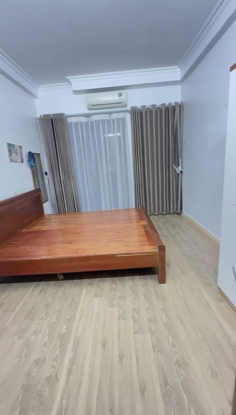 Cho thuê nhà Mễ Trì Thượng, Nam Từ Liêm 50m x 4t, full đồ giá 18 triệu, ở và  kinh doanh 2