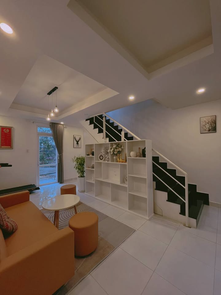 Villa Sân Vườn Rẻ Nhất Khu Nam Hồ – Trịnh Hoài Đức, P11, Đà Lạt Chỉ 9 Tỷ 2