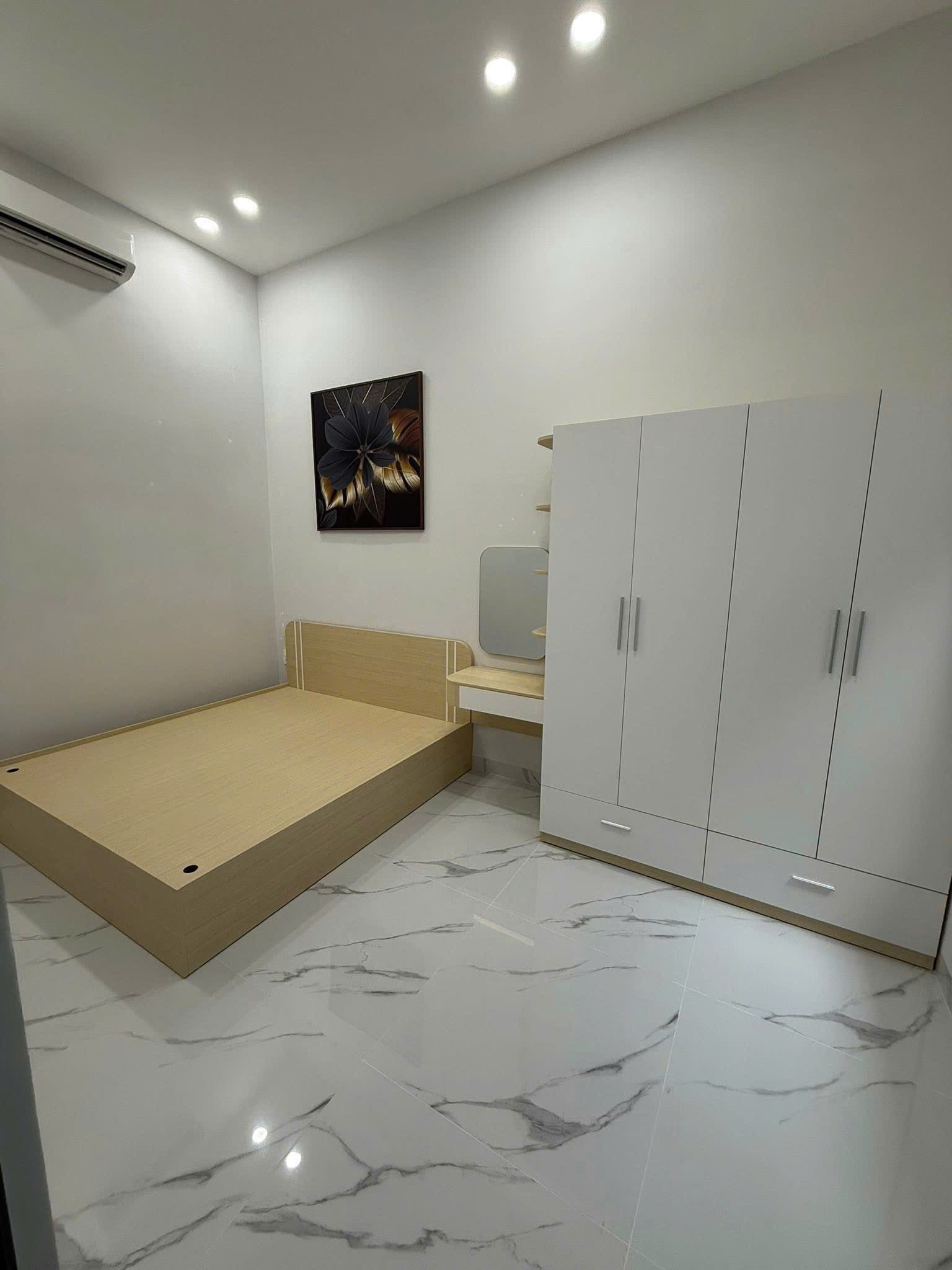 Nhà mặt tiền hiếm khu Tây Nha Trang – Có sân ô tô, gần Ga & chợ Phương Sài! 2