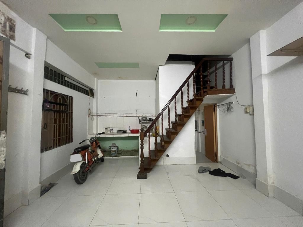 Bán nhà 24m2 Đỗ Thừa Luông 2 tầng nhỉnh 2 tỷ SHR 3