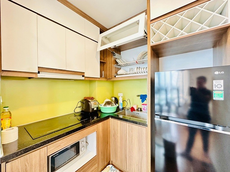 Cho thuê căn hộ 2PN rộng 75m2 tại Tô Ngọc Vân, Tây Hồ, đủ đồ đẹp, sáng thoáng 5