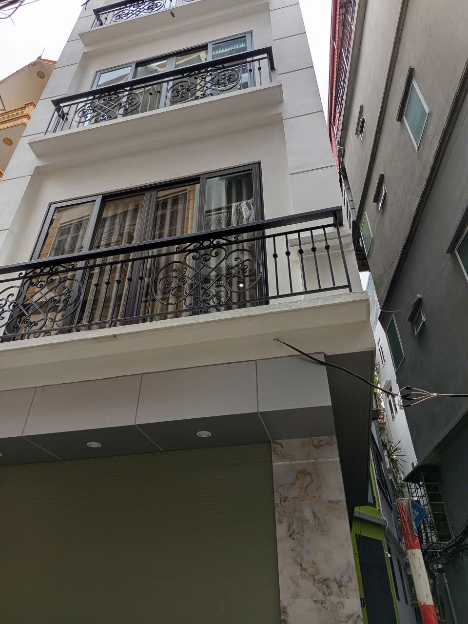 SIÊU PHẨM – PHÁO ĐÀI LÁNG, DÂN XÂY, LÔ GÓC, NGÕ THÔNG – 5 TẦNG, 8.6 TỶ