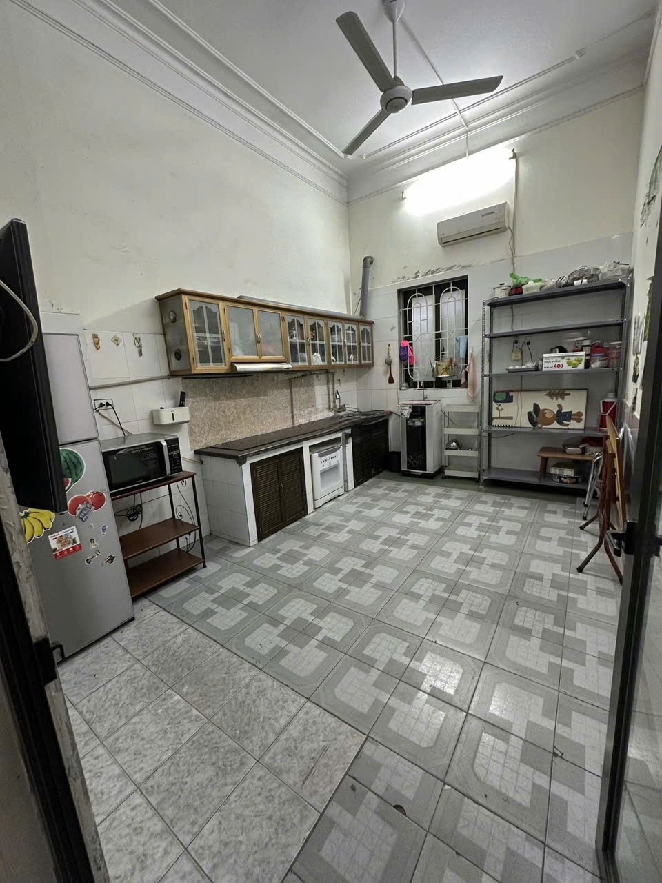 Cho thuê nhà đường 800A - Nghĩa Đô, Cầu Giấy 47m x 3T giá 15 triệu, Ô TÔ - KINH DOANH 4