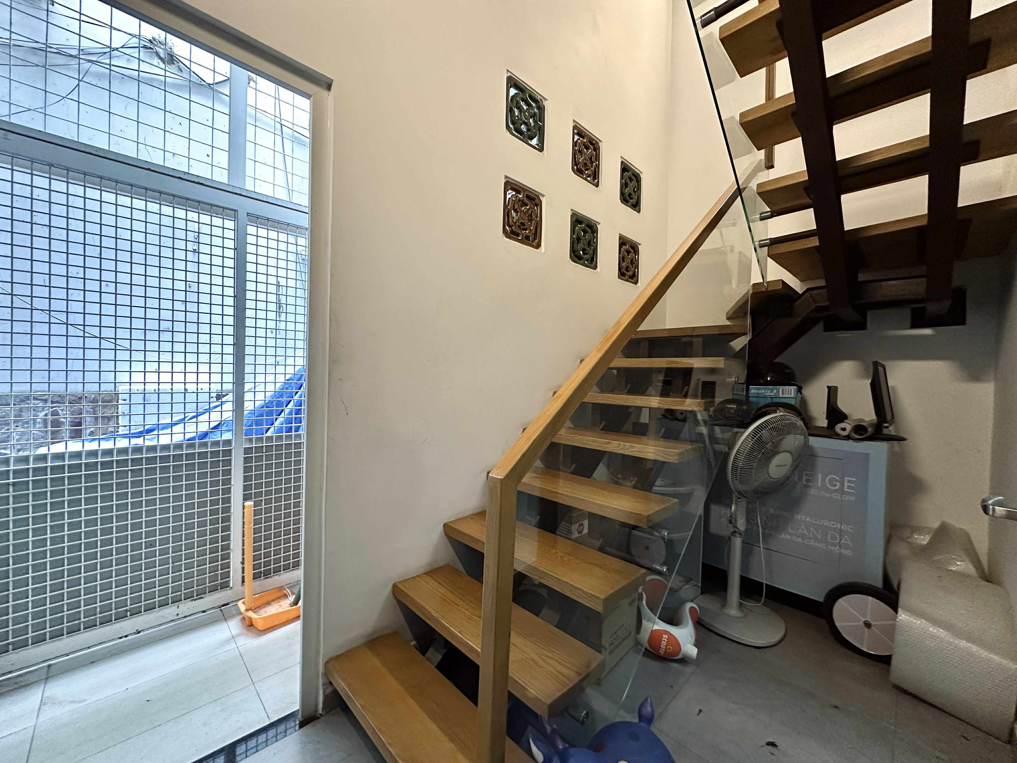 KHÔNG NHÀ BÁN - ĐỐI DIỆN NHÀ THỜ TÂN ĐỊNH, CẠNH CHỢ - NHÀ ĐẸP 5 TẦNG - 70M² (4.2x16.5) - 21.8 TỶ 21