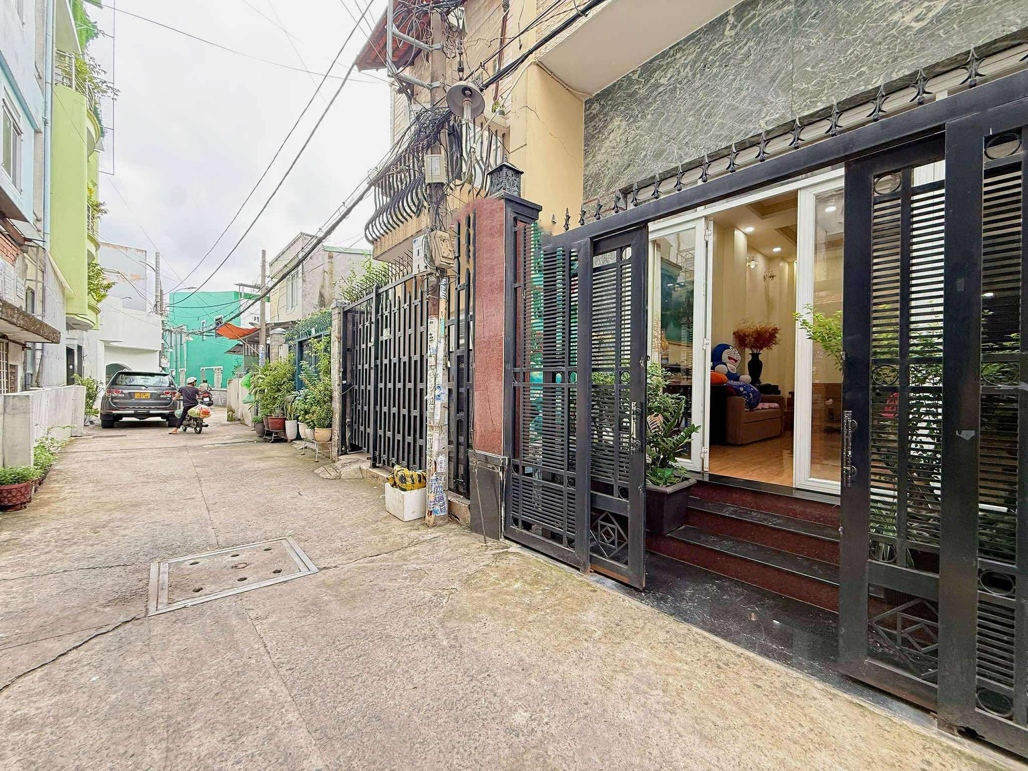 SIÊU PHẨM 2 MẶT TIỀN HXH NGUYỄN XÍ - Ô TÔ NGỦ NHÀ - 4 TẦNG BTCT FULL NỘI THẤT CHỈ 13 T