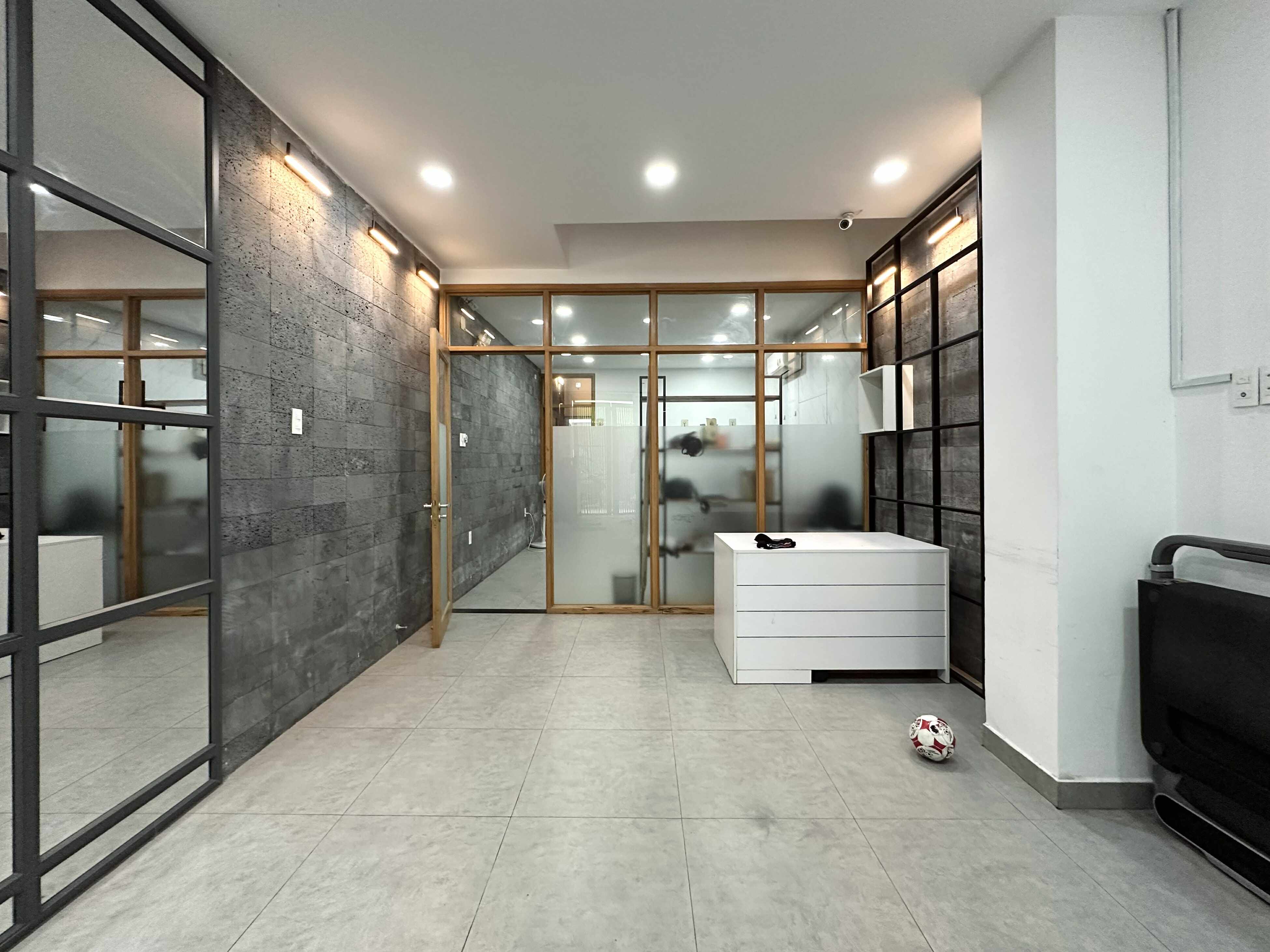 KHÔNG NHÀ BÁN - ĐỐI DIỆN NHÀ THỜ TÂN ĐỊNH, CẠNH CHỢ - NHÀ ĐẸP 5 TẦNG - 70M² (4.2x16.5) - 21.8 TỶ 30