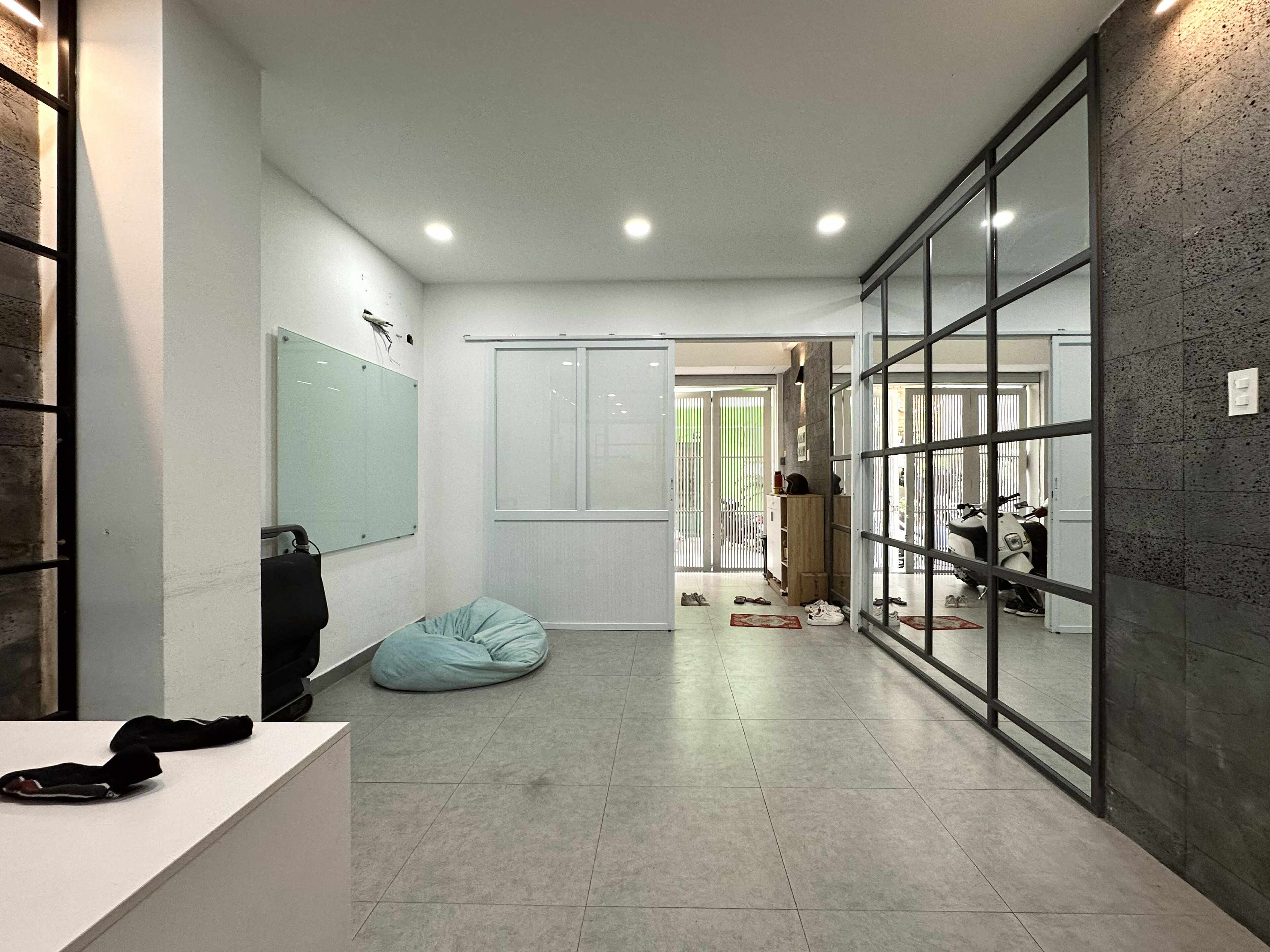 KHÔNG NHÀ BÁN - ĐỐI DIỆN NHÀ THỜ TÂN ĐỊNH, CẠNH CHỢ - NHÀ ĐẸP 5 TẦNG - 70M² (4.2x16.5) - 21.8 TỶ 25