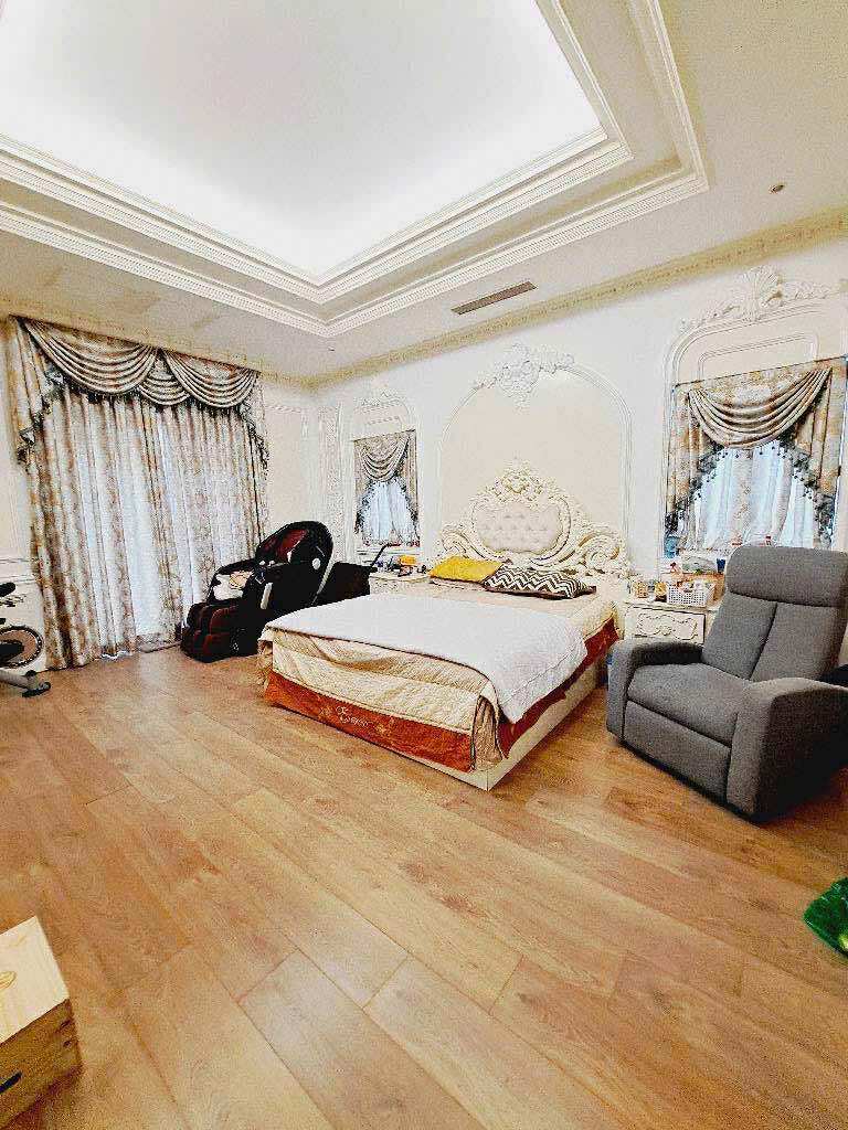 VILLA 5 TẦNG 2 MẶT TIỀN - GIÁP Q3 Q10 - 350m2 ĐƯỜNG 8m - GIÁ 68 TỶ 3