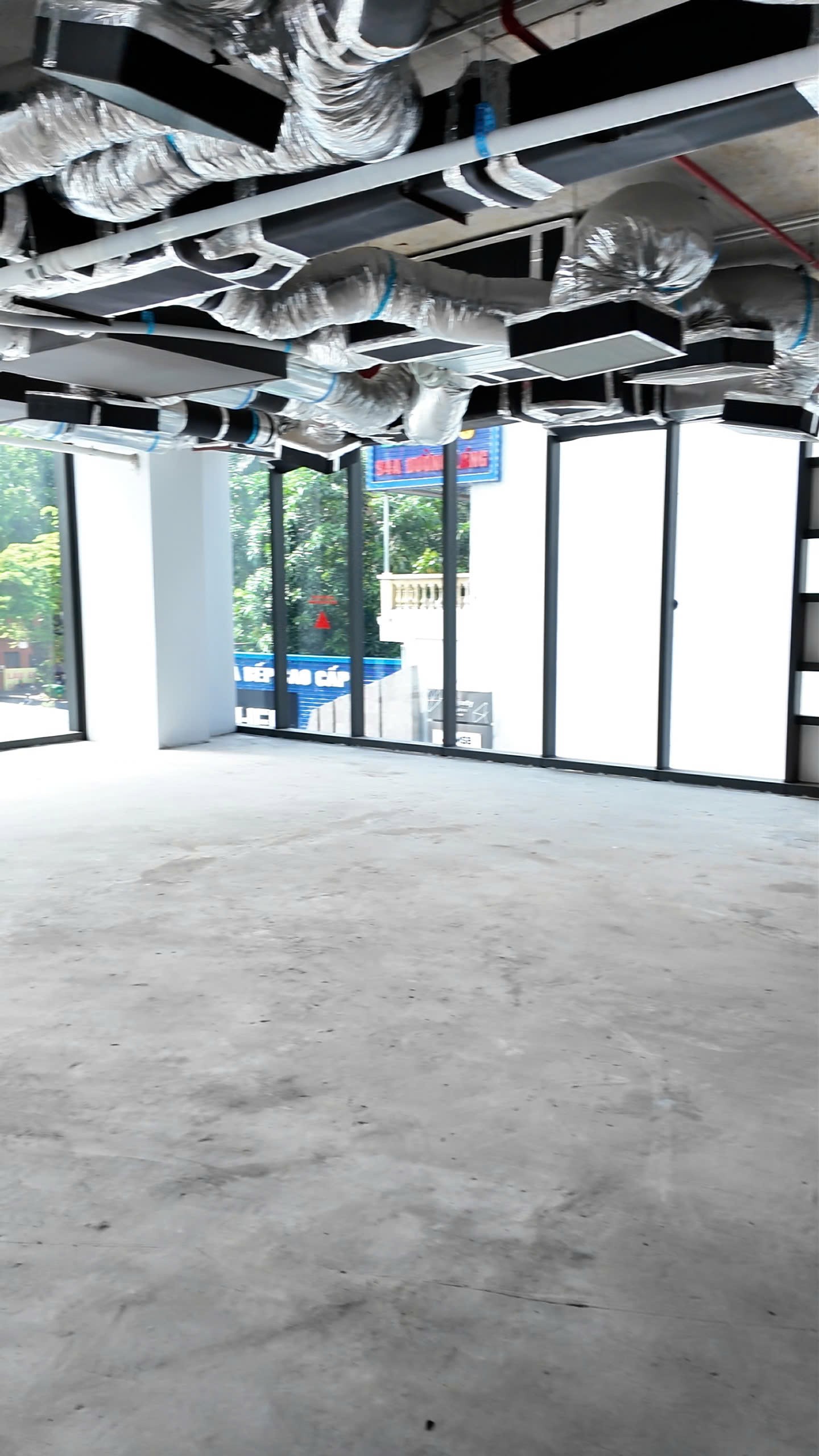 Bán sàn thương mại, văn phòng dự án The Ninety Complex 90 đường Láng kinh doanh tốt 5