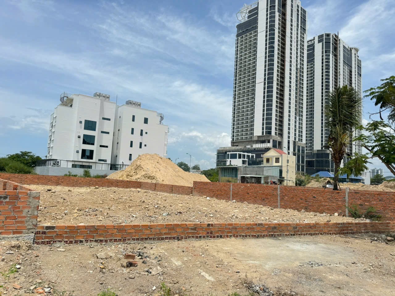 Bán Đất Biệt Thự Mặt Tiền Đường Huỳnh Văn Nghệ - Vĩnh Hoà - Bắc Nha Trang. 2