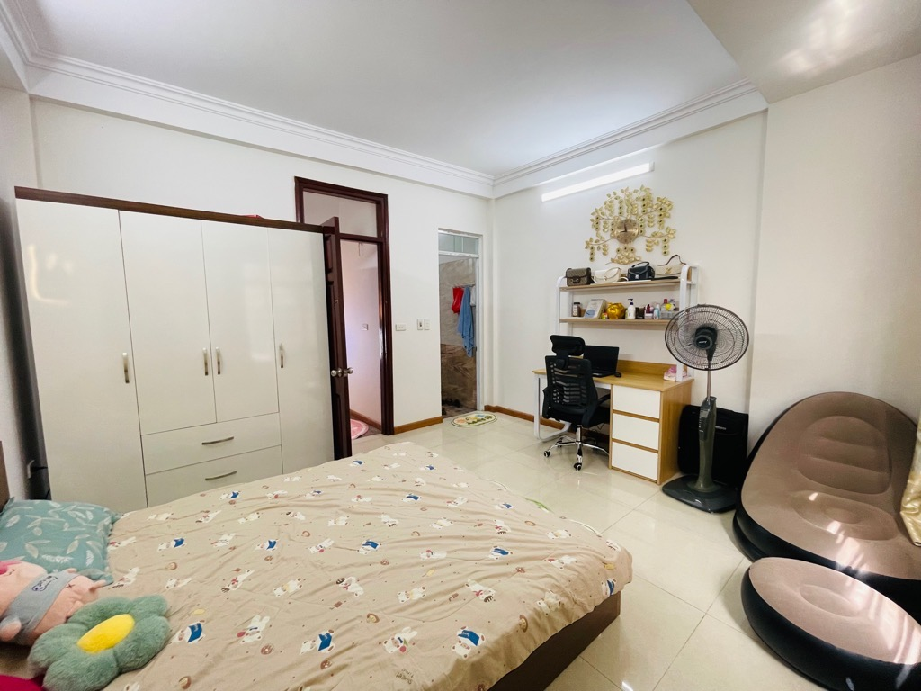 Bán nhà 5 tầng phố Lê Quang Đạo chỉ nhỉnh 7 tỷ, Ngõ rộng thoáng, Đầy đủ tiện ích, Nhà đẹp ở luôn 3