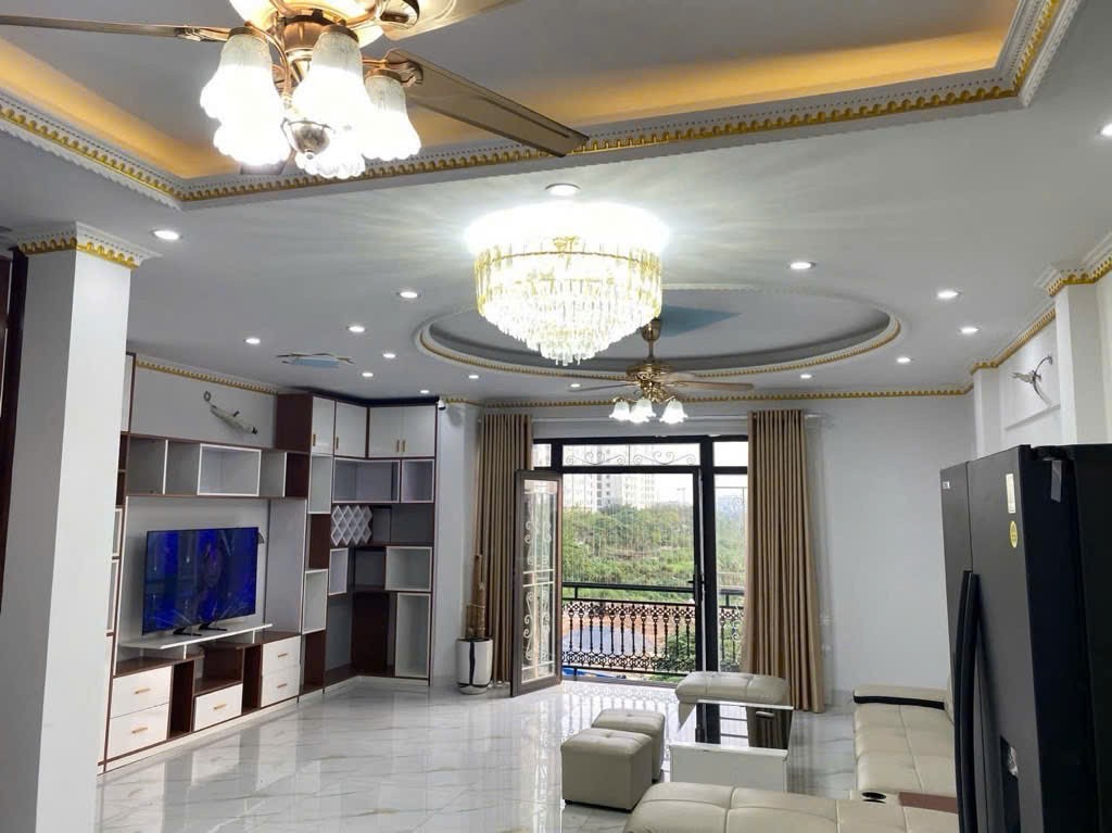 Ngộp bank bán Gấp nhà DV Tây Nam Linh Đàm gần hồ Linh Đàm 55m2 chỉ 12.x tỷ. LH 0989626116