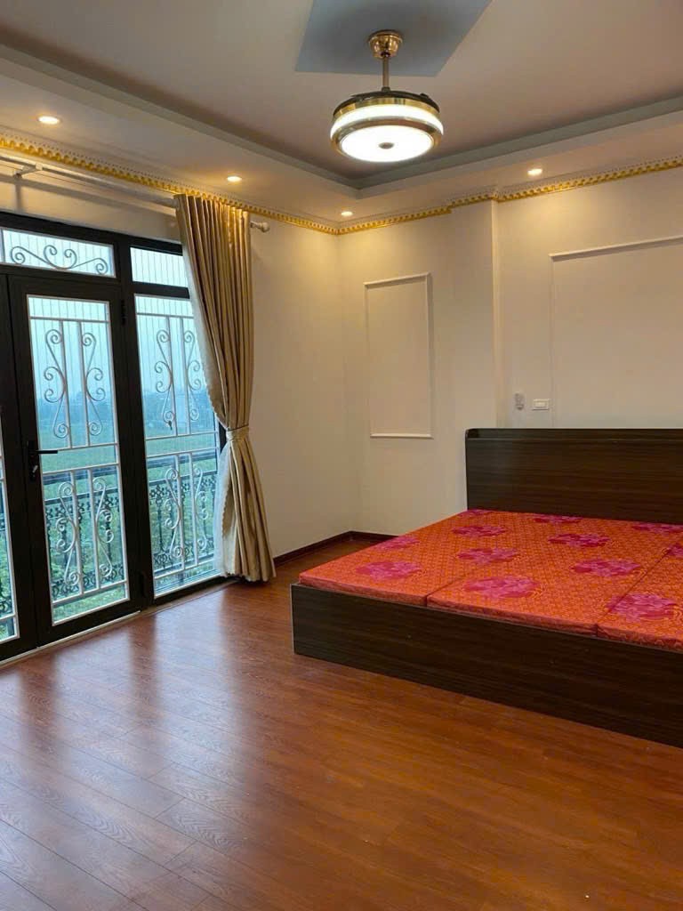 Ngộp bank bán Gấp nhà DV Tây Nam Linh Đàm gần hồ Linh Đàm 55m2 chỉ 12.x tỷ. LH 0989626116 2