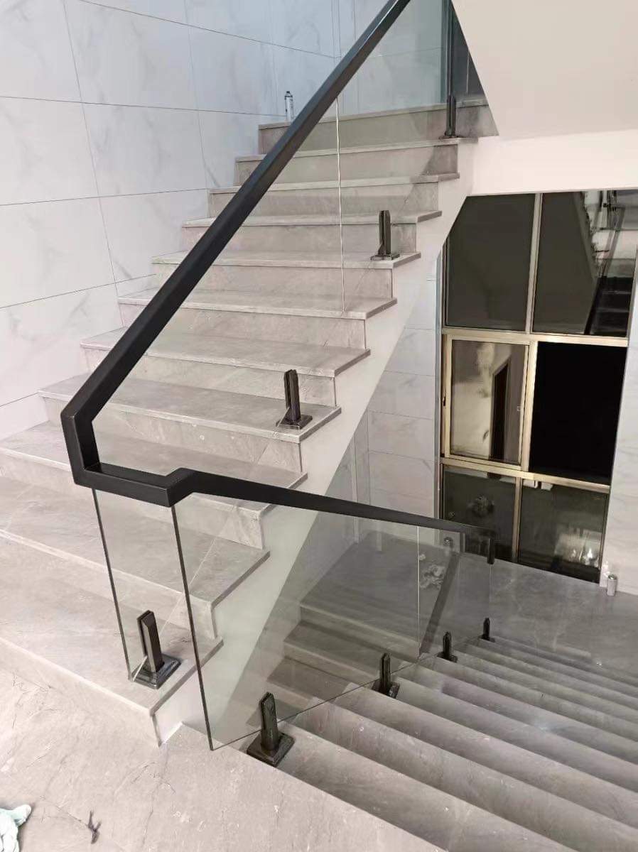 Cho thuê nhà mới, hai mặt tiền, Phương Liệt, 108m2x 4T vỉa hè 30 Tr 3