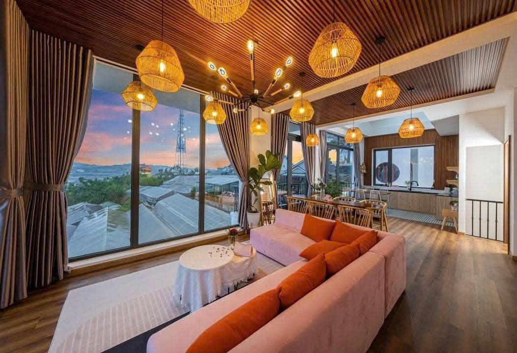 BÁN GẤP VILLA VIEW ĐẸP ĐƯỜNG TRỊNH HOÀI ĐỨC, ĐÀ LẠT GIÁ 13.9 TỶ