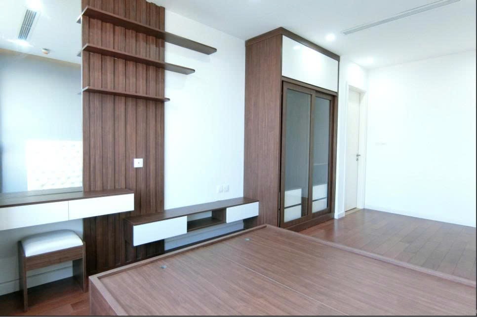 BÁN GẤP VINHOMES D'CAPITALE 81m2, 2PN, view hồ điều hòa 5