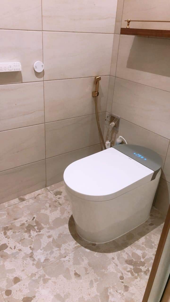Cho thuê nhà hai cửa đi , thang máy,vỉa hè, 118m2- 5T, Chùa Láng_47 Tr 2