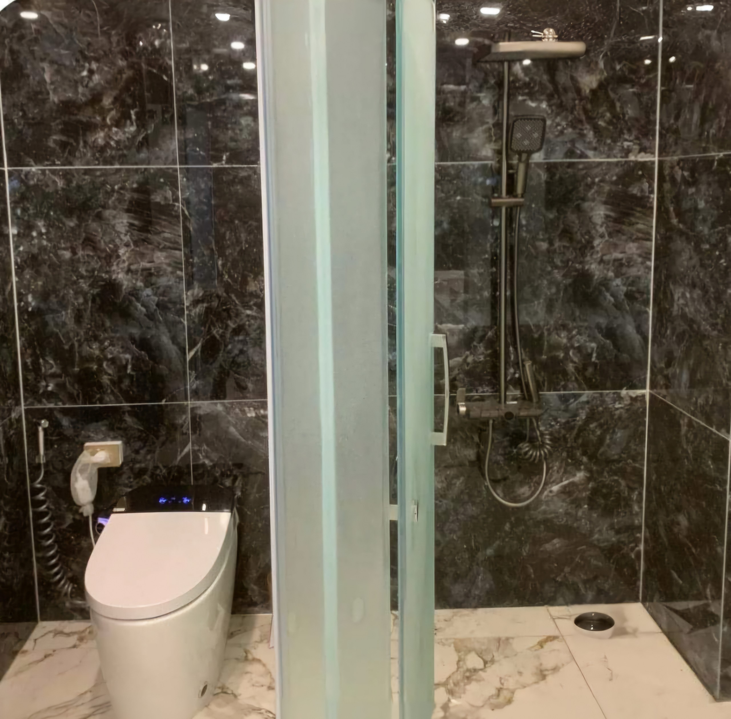 Cho thuê nhà mới, hai mặt tiền, Phương Liệt, 108m2x 4T vỉa hè 30 Tr 2