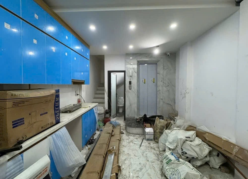 NHÀ MỚI VÕ CHÍ CÔNG, 6T THANG MÁY, Ô TÔ ĐỖ CỔNG, NỘI THẤT XỊN XÒ – 43M2, 9.9 TỶ 3