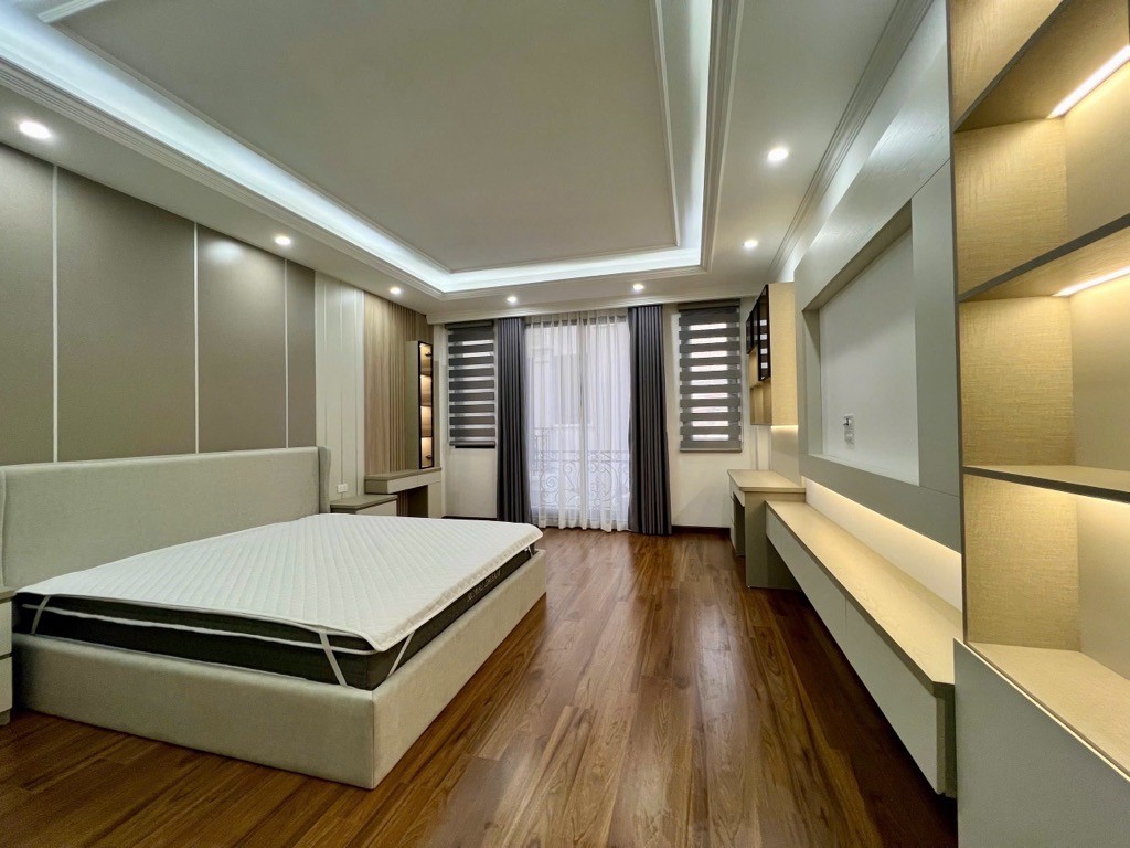 Bán nhà 5 tầng thang máy phố Lê Quang Đạo, Lô góc, Ngõ thông, Full nội thất xịn, 45m2 3