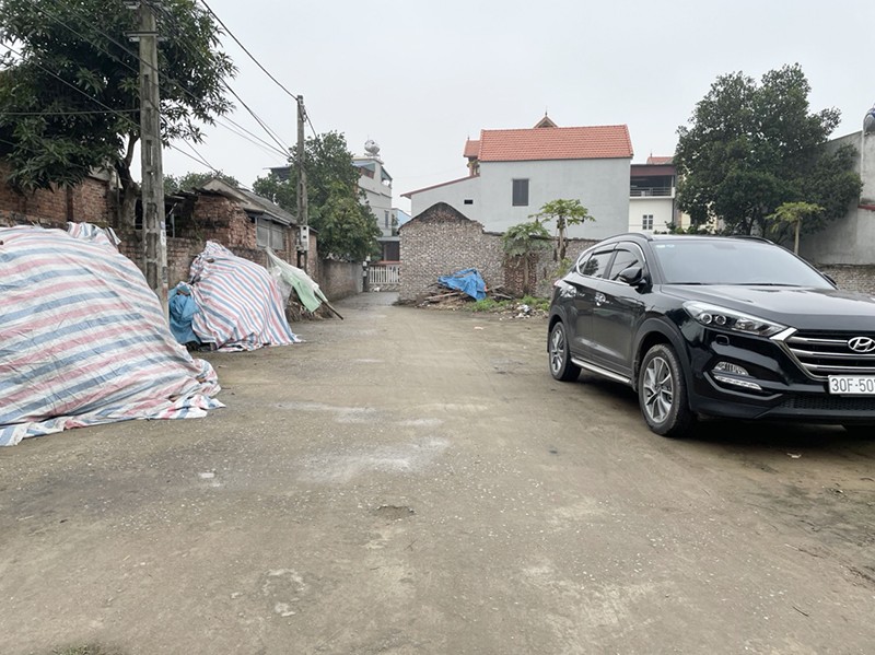 Cần bán 83,7m2 đất 3 mặt thoáng tại khu đấu giá Chi Đông, Lệ Chi ( Xã Thuận An ). Đường ô tránh 2