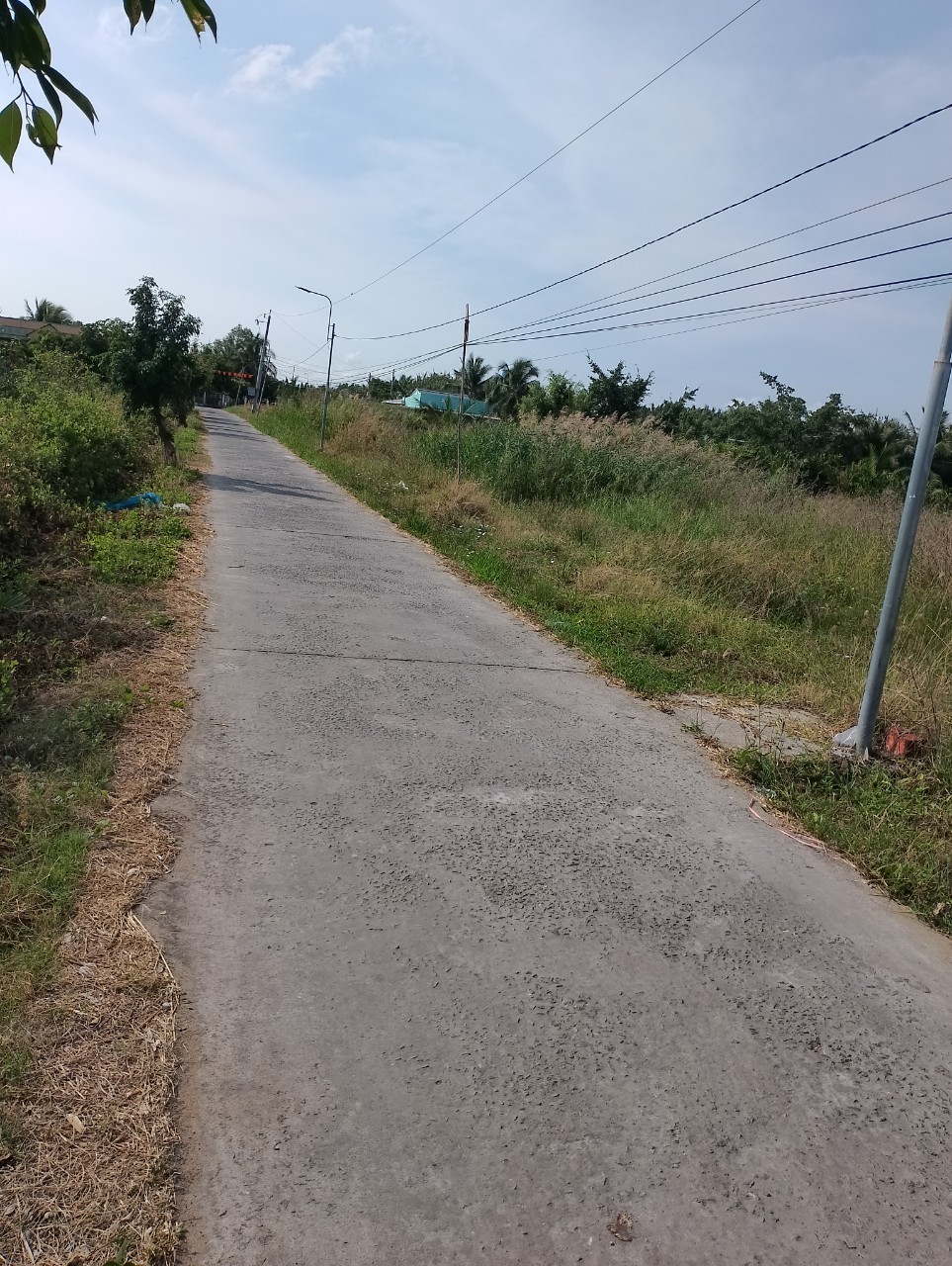 Đất thổ 182m2 mt xe hơi xã Phước Đông giá ngộp cần bán gấp 750tr