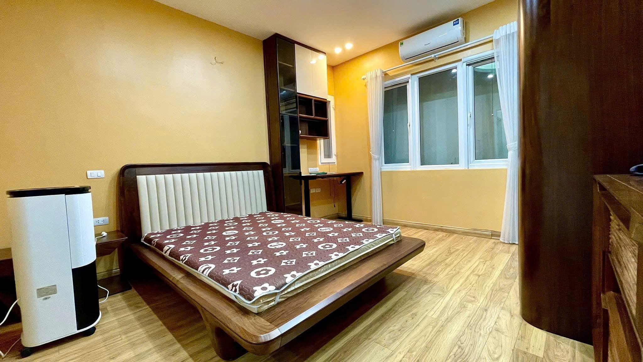 BÁN NHÀ PHỐ ÂU CƠ, TÂY HỒ, CẠNH XUÂN DIỆU, TỨ LIÊN, NHÀ THANG MÁY, DT 80M2* GIÁ 18 TỶ 4