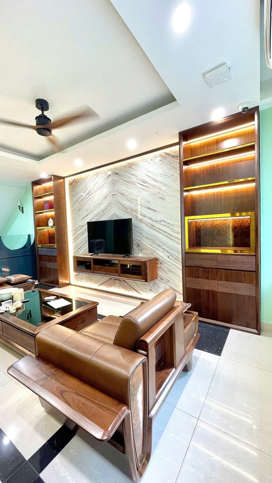 BÁN NHÀ PHỐ ÂU CƠ, TÂY HỒ, CẠNH XUÂN DIỆU, TỨ LIÊN, NHÀ THANG MÁY, DT 80M2* GIÁ 18 TỶ 8