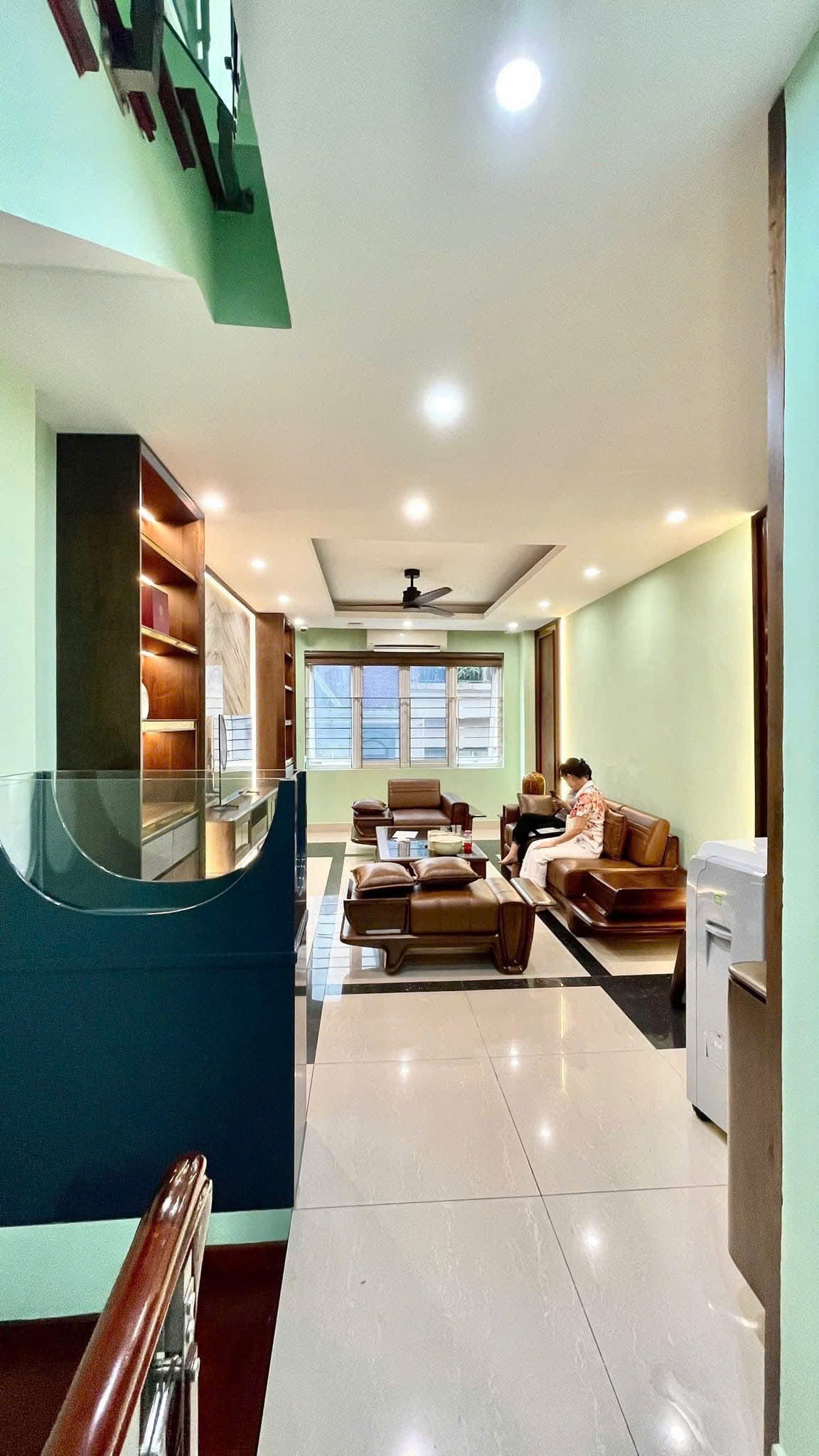 BÁN NHÀ PHỐ ÂU CƠ, TÂY HỒ, CẠNH XUÂN DIỆU, TỨ LIÊN, NHÀ THANG MÁY, DT 80M2* GIÁ 18 TỶ 9