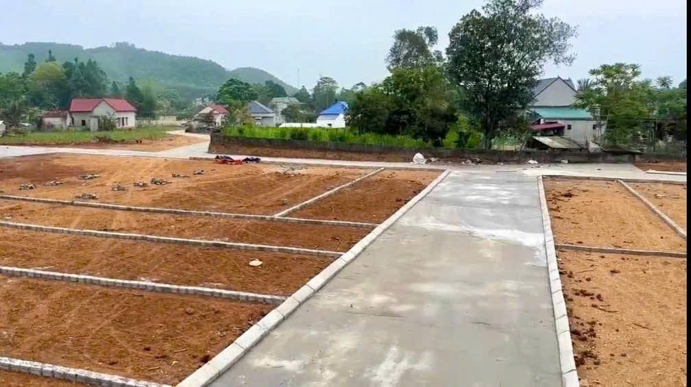 Bán 5 lô đất Thành Tân cạnh khu du lịch Thác Voi, sổ đỏ từng lô. 3
