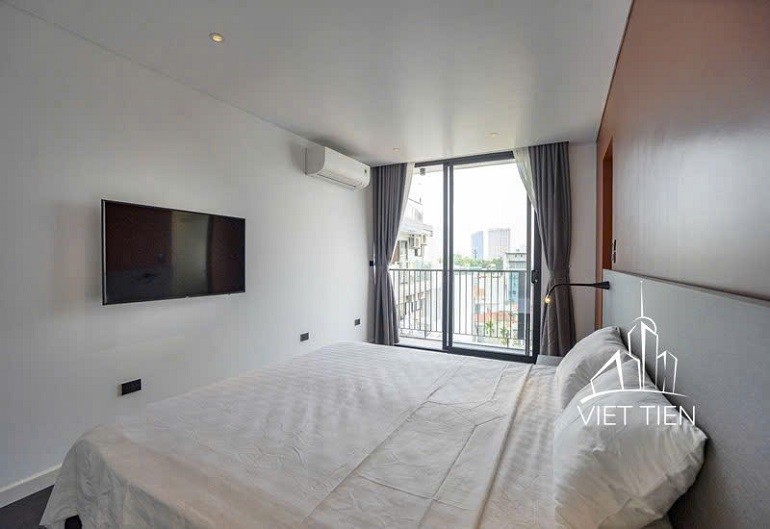 Cho thuê căn hộ 3PN rộng tới 200m2 tại Trịnh Công Sơn, Tây Hồ, sang trọng, hiện đại, cao cấp