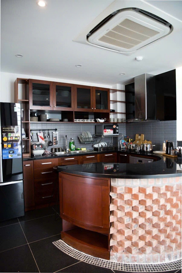 Cho thuê căn hộ 4PN rộng 207m2 tại Xuân Diệu, Tây Hồ, hiện đại, cao cấp, ban công view hồ 2