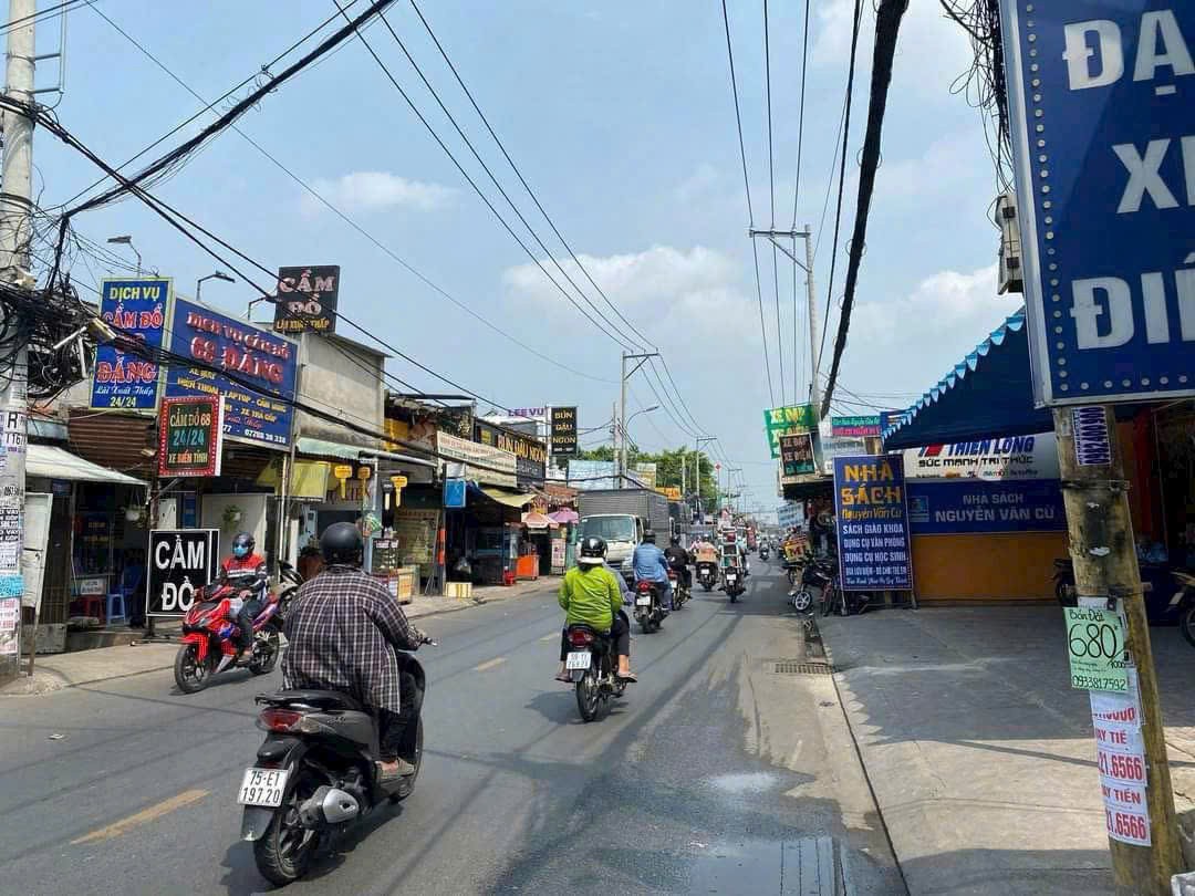 NHÀ (6.5x35) MẶT TIỀN PHAN VĂN HỚN, BÀ ĐIỂM, HÓC MÔN CHỈ  15.7 TỶ