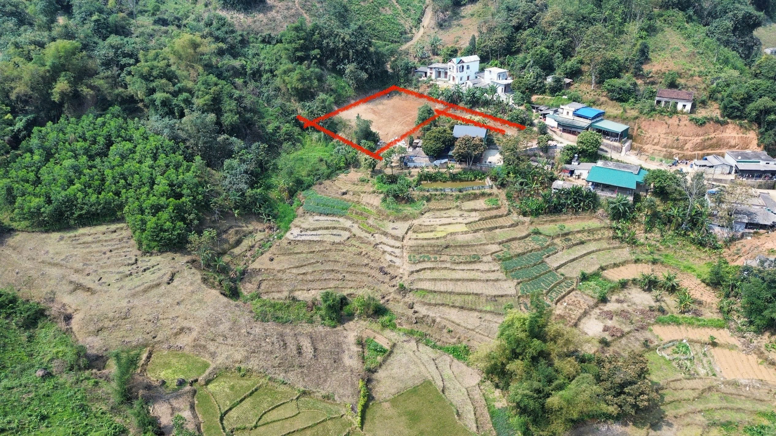 Cần bán Đất đường Quốc Lộ 12B, Xã Kim Bôi, Diện tích 2000m², Giá 1.7 Tỷ