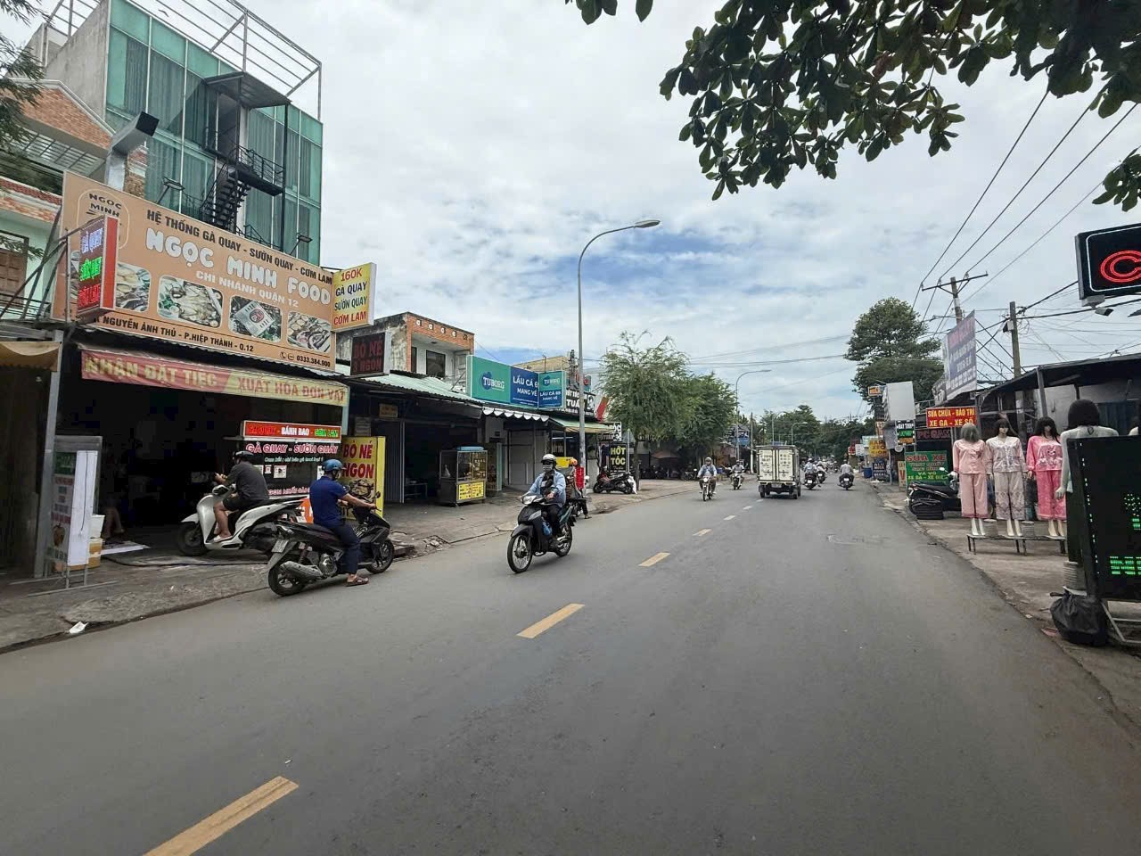 BÁN NHÀ CẤP 4 (7.6x28) MẶT TIỀN NGUYỄN ẢNH THỦ – HIỆP THÀNH, Q12 2
