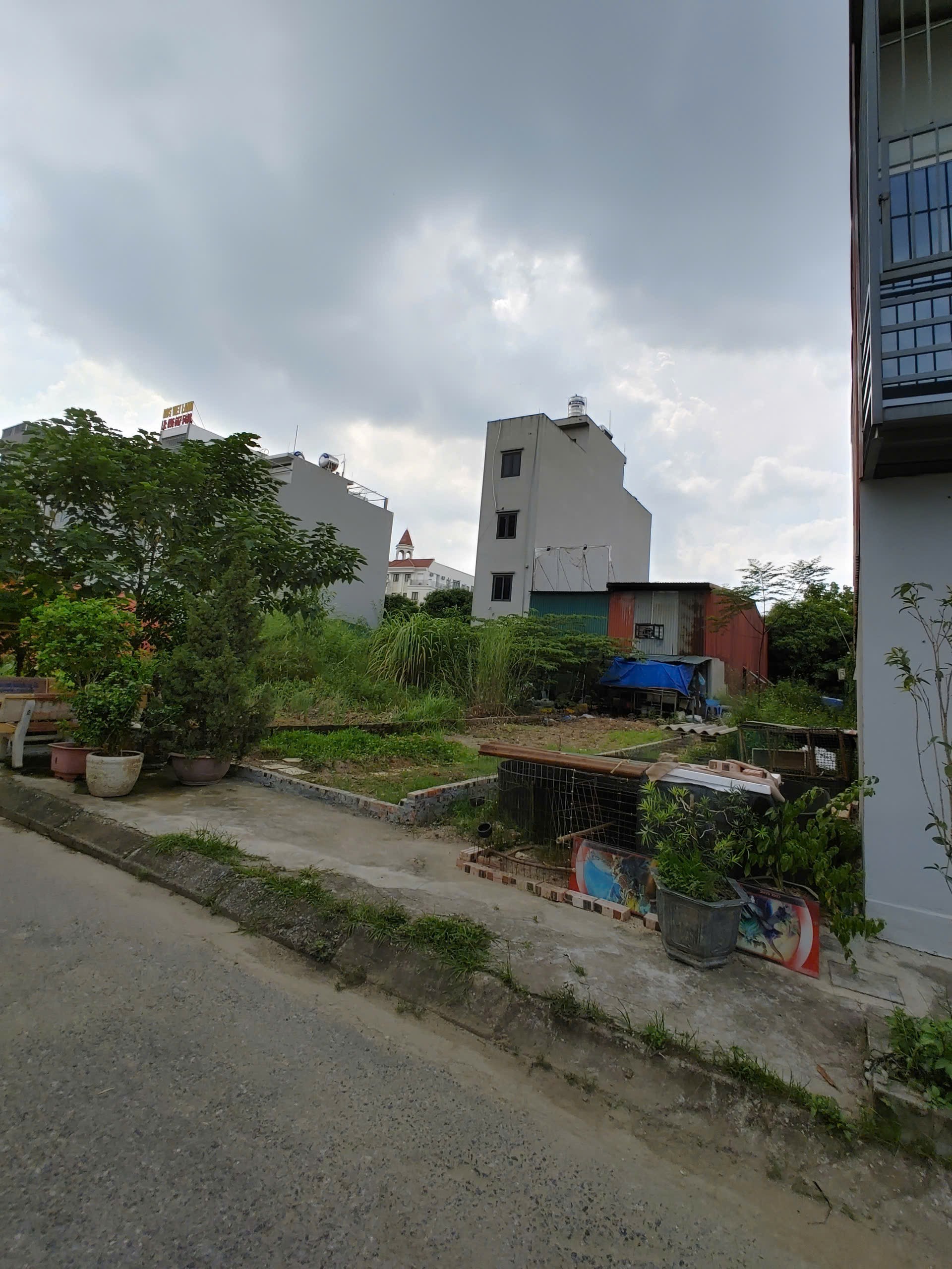 Bán 60.9m2 đất dịch vụ Lai Xá - Kim Chung - Hoài Đức(sdt liên hệ: 0915458886)