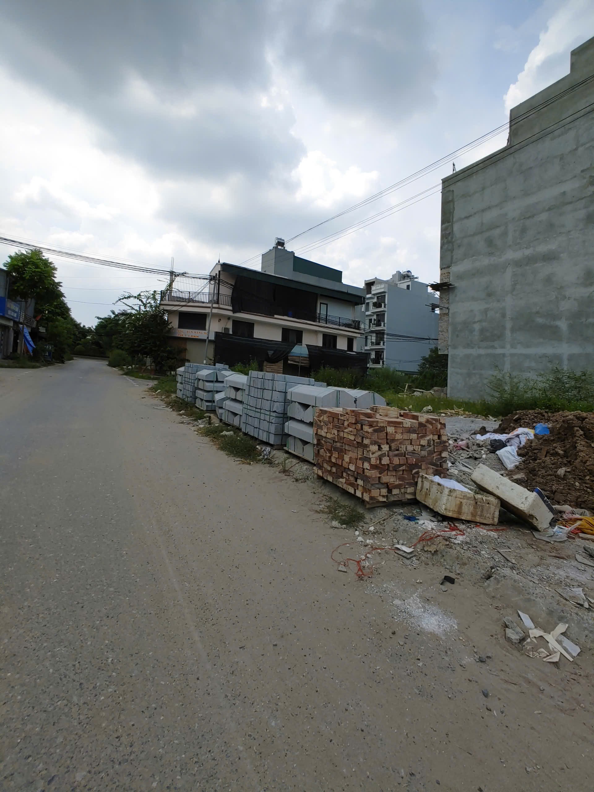 CẦN BÁN 88M2 ĐẤT DỊCH VỤ KIM CHUNG - DI TRẠCH(sdt liên hệ: 0915458886) 2