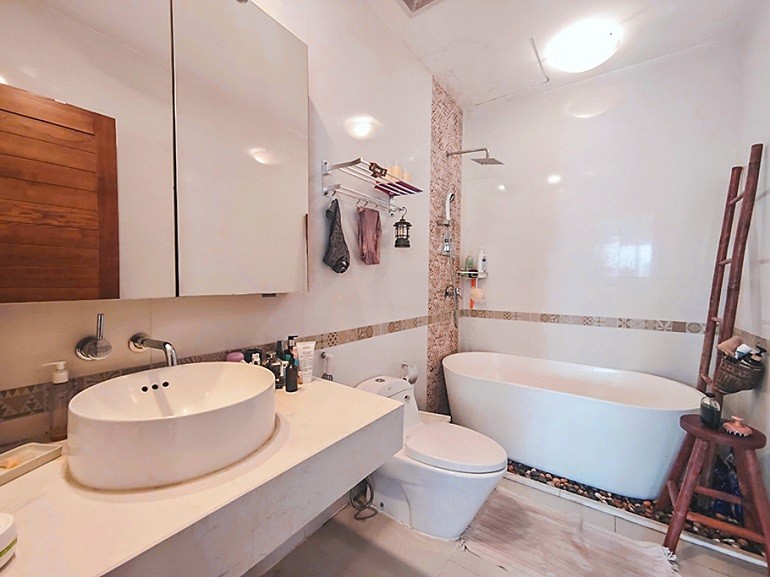 Cho thuê Căn hộ chung cư đường Tô Ngọc Vân, Phường Quảng An, Diện tích 120m², Giá 57.2 Triệu/tháng