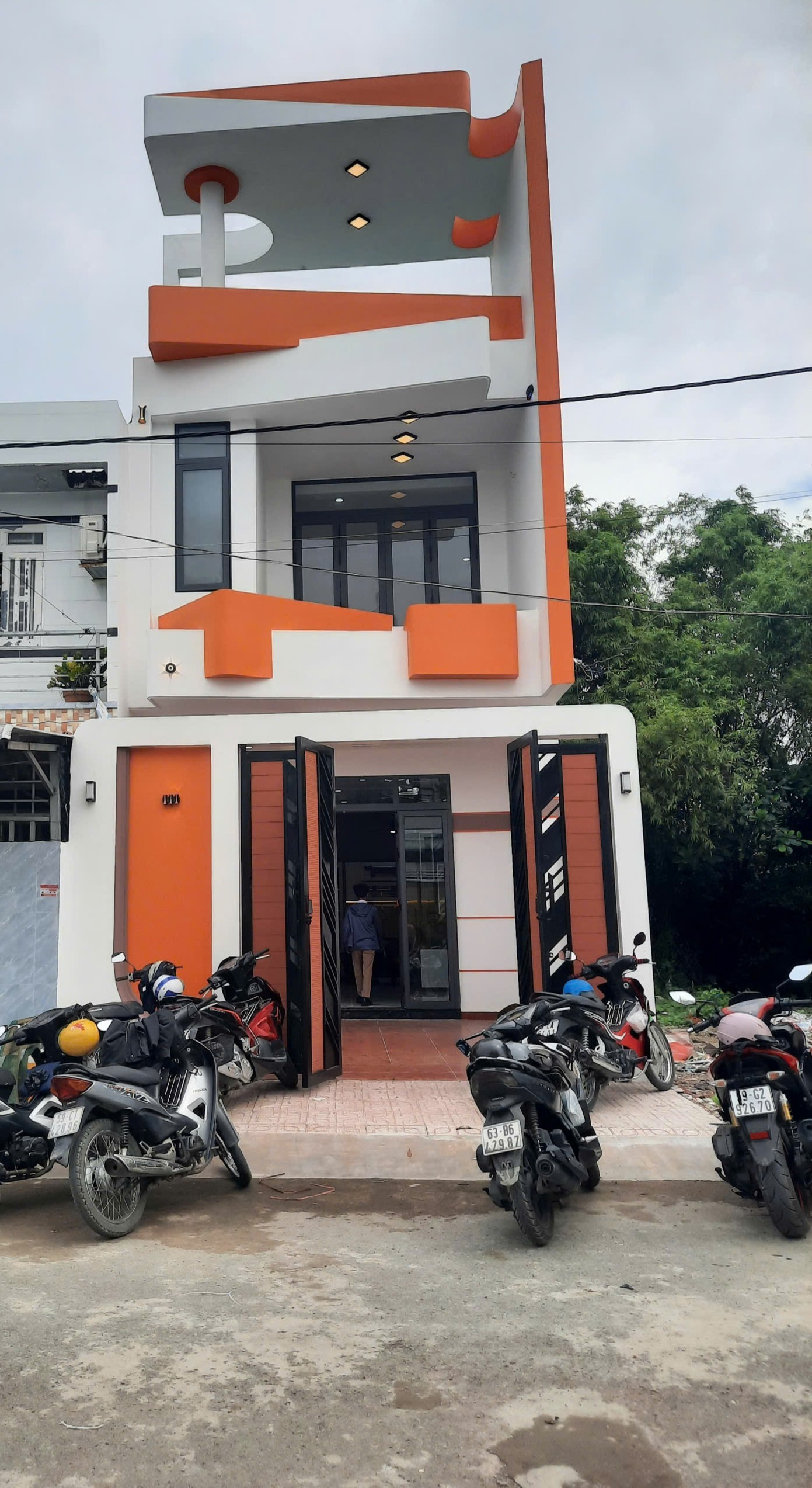 CẦN BÁN GẤP NHÀ CHÍNH CHỦ 2 TẦNG 64M2 GIÁ 1,5 TỶ VÀO Ở NGAY 2