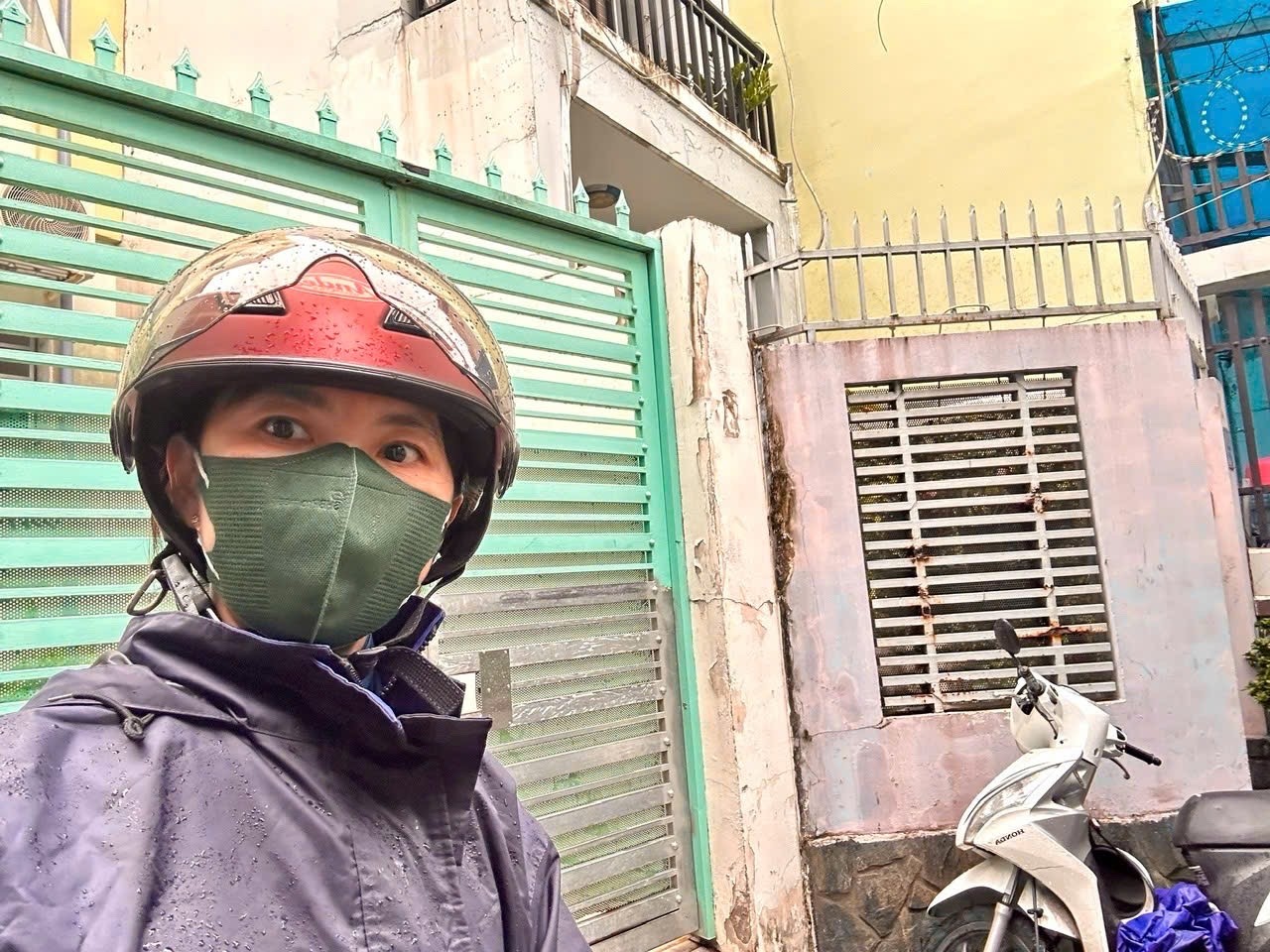BÁN NHÀ 5 TẦNG, 98M2, NGÕ ĐOÀN VĂN BƠ, QUẬN 4 - GIÁ 10.7 TỶ - SỔ HỒNG CHÍNH CHỦ 2