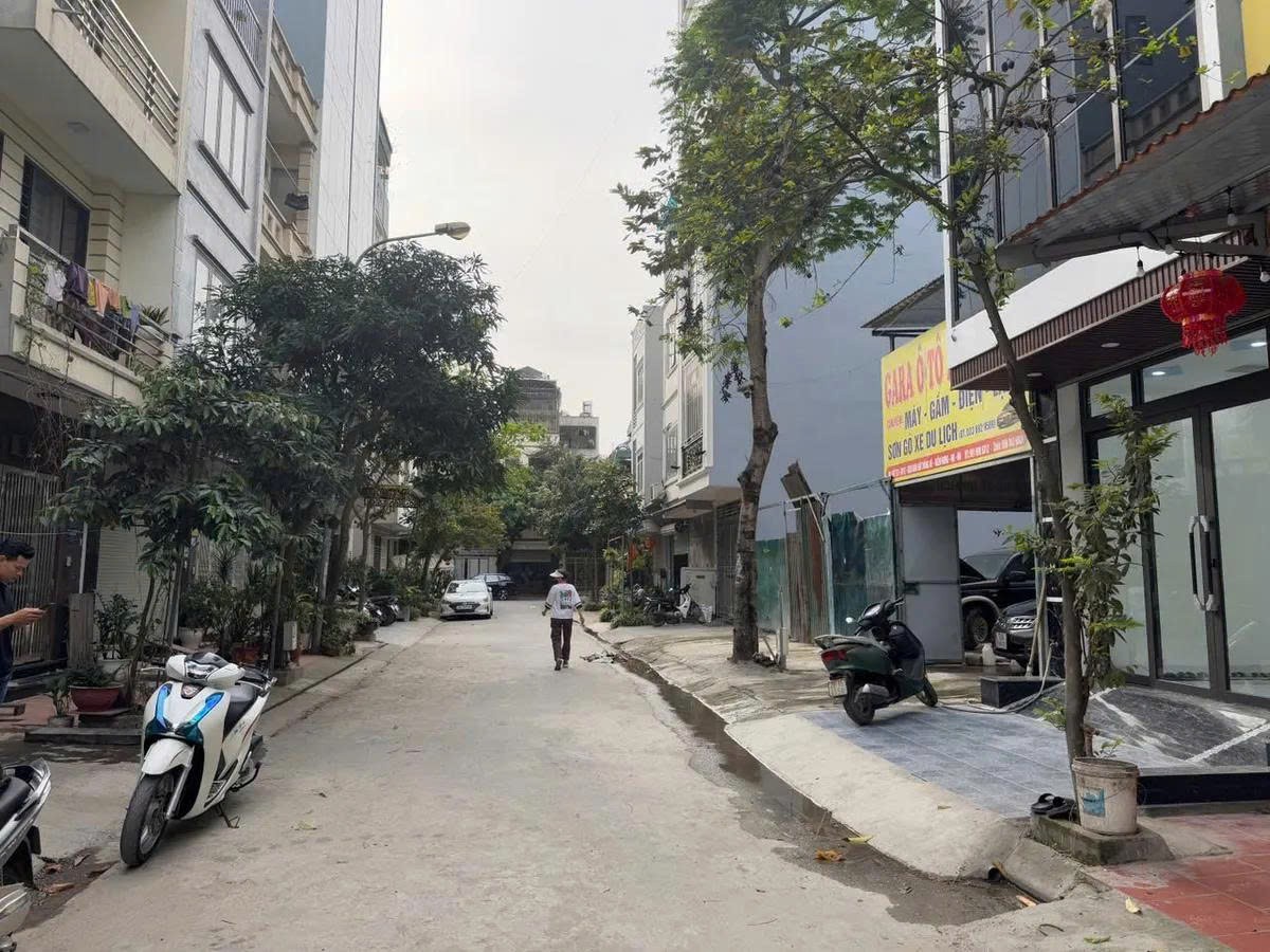 Siêu Phẩm Nhà Huyền Kỳ Hà Đông - 55m x 4 tầng giá 5.9x tỷ - Vị trí đẹp ô tô đỗ cửa 2